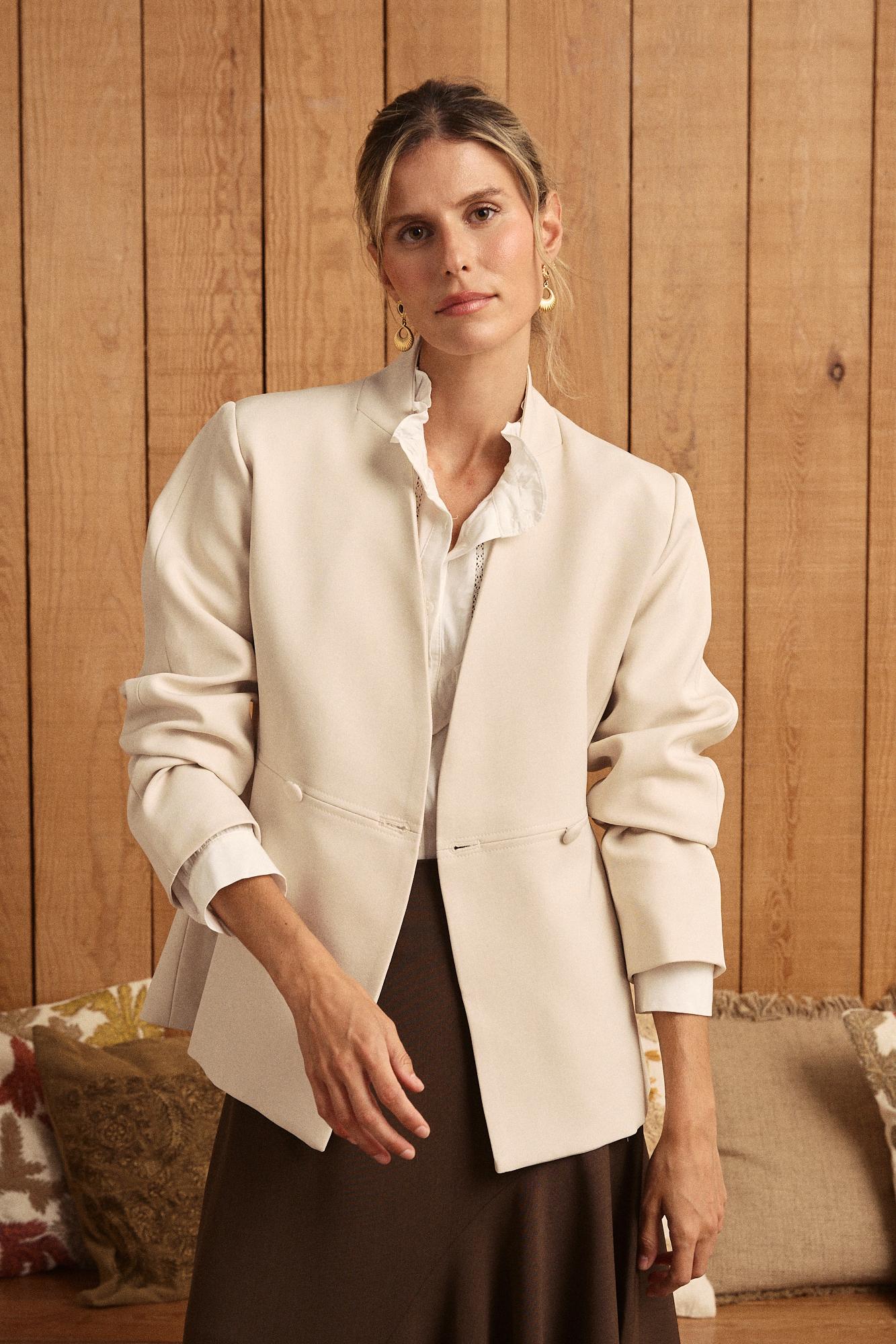 Blazer con bottoni Fenia