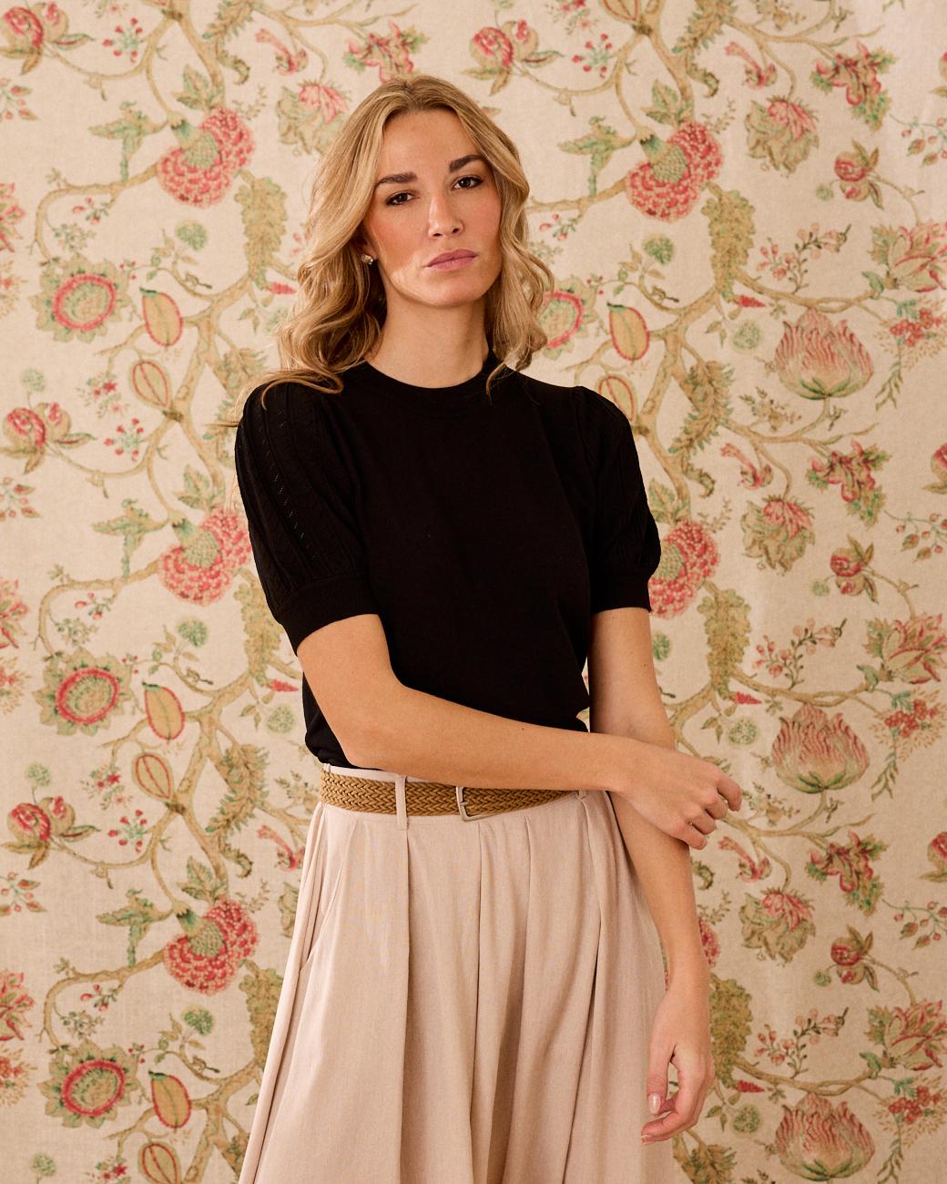 Top Nero Ruth