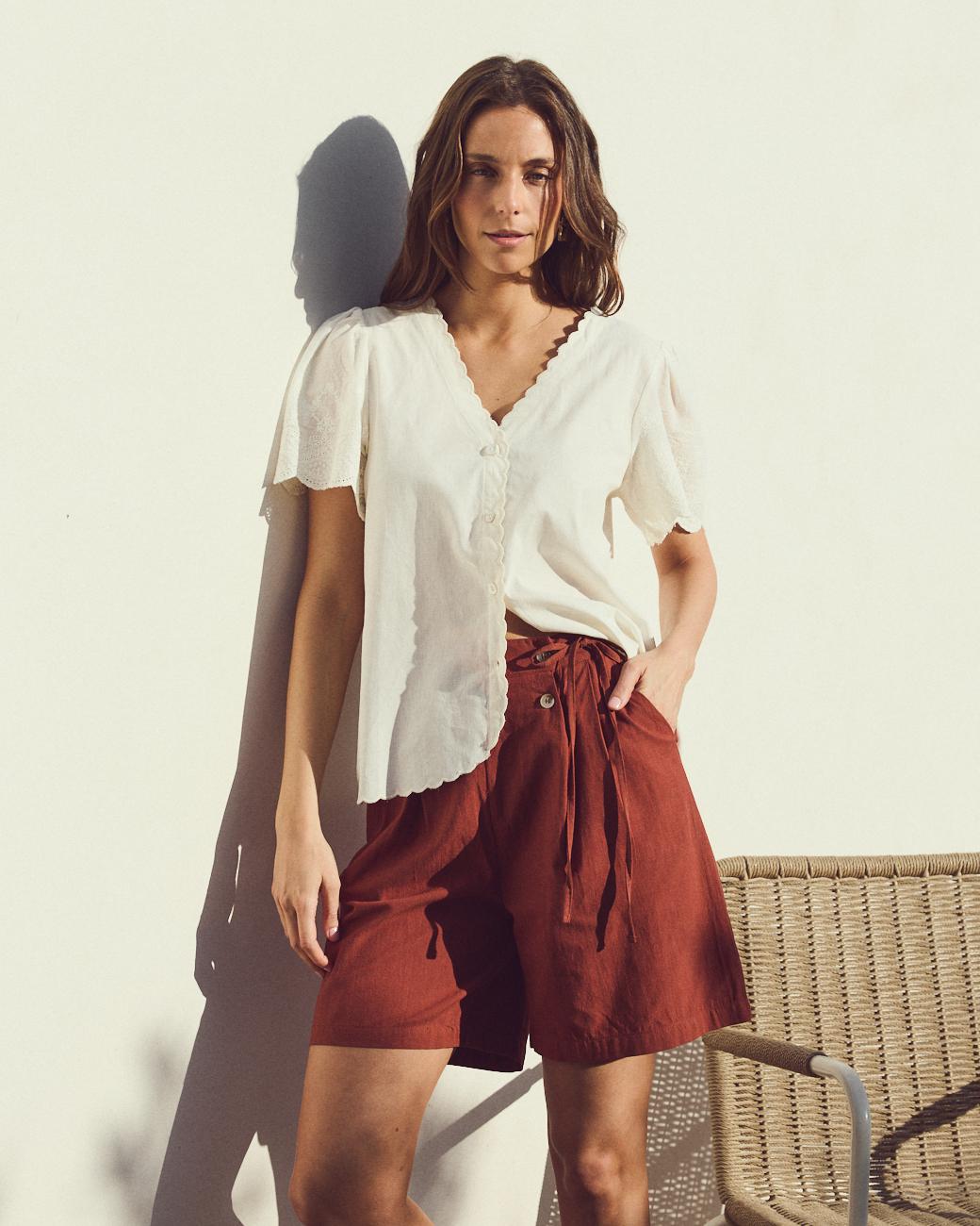 Camicia ricamata Almudena