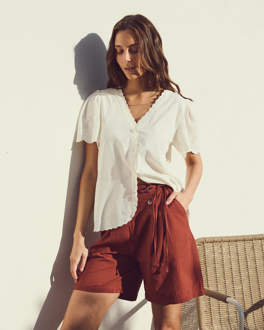 Camicia ricamata Almudena