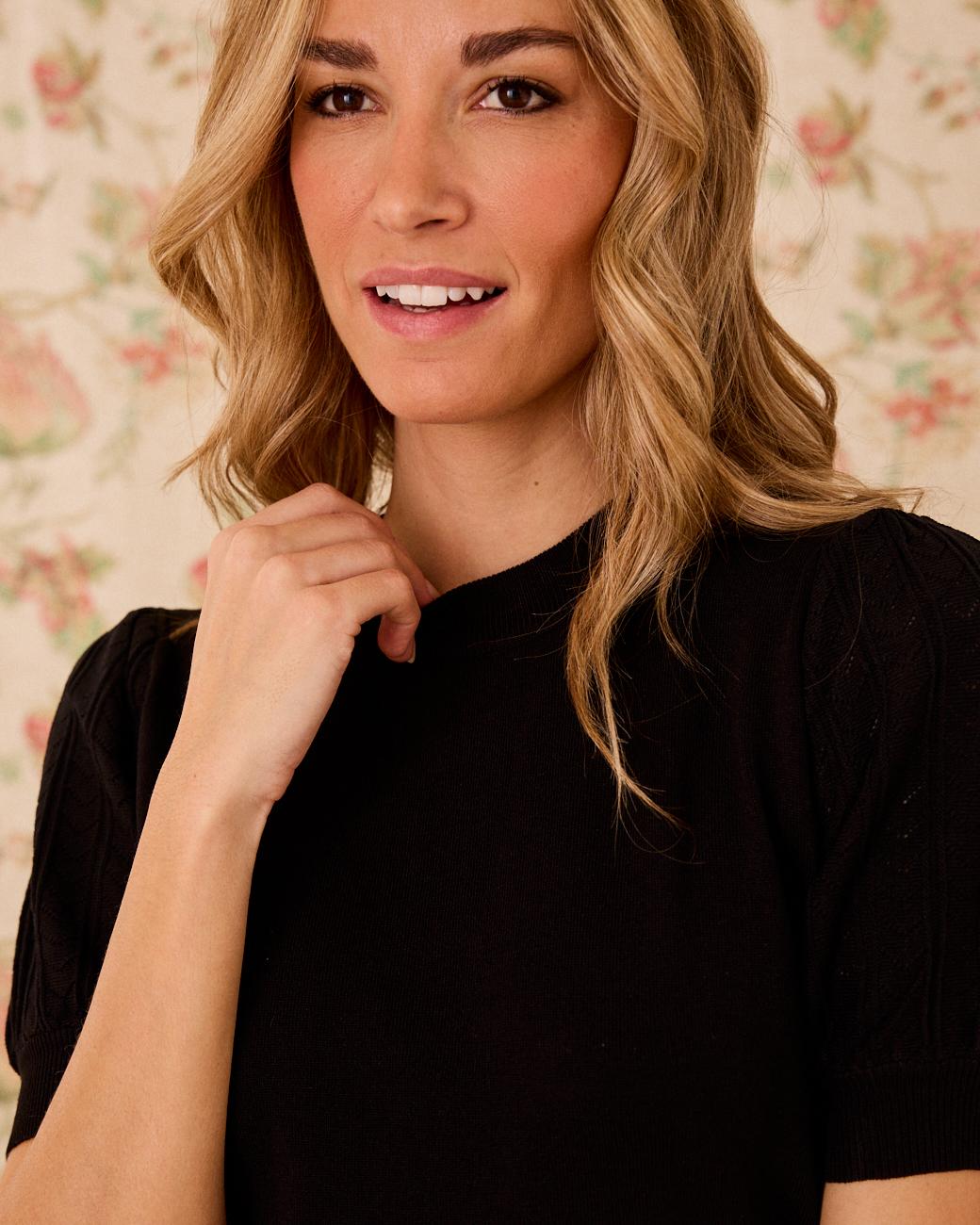 Top Nero Ruth