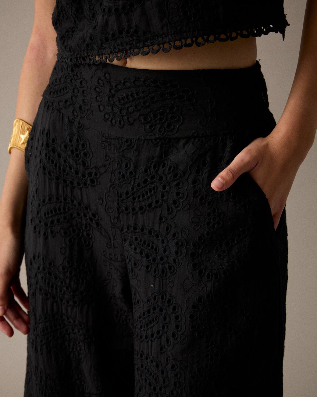 Pantaloni traforati Aida