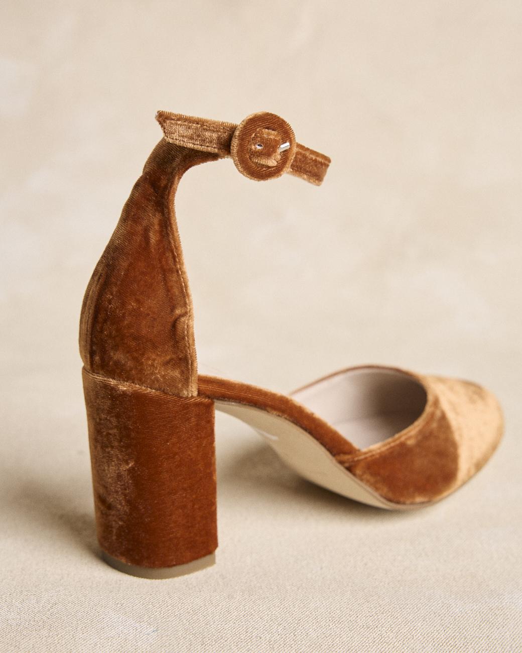 Scarpa con tacco Miro