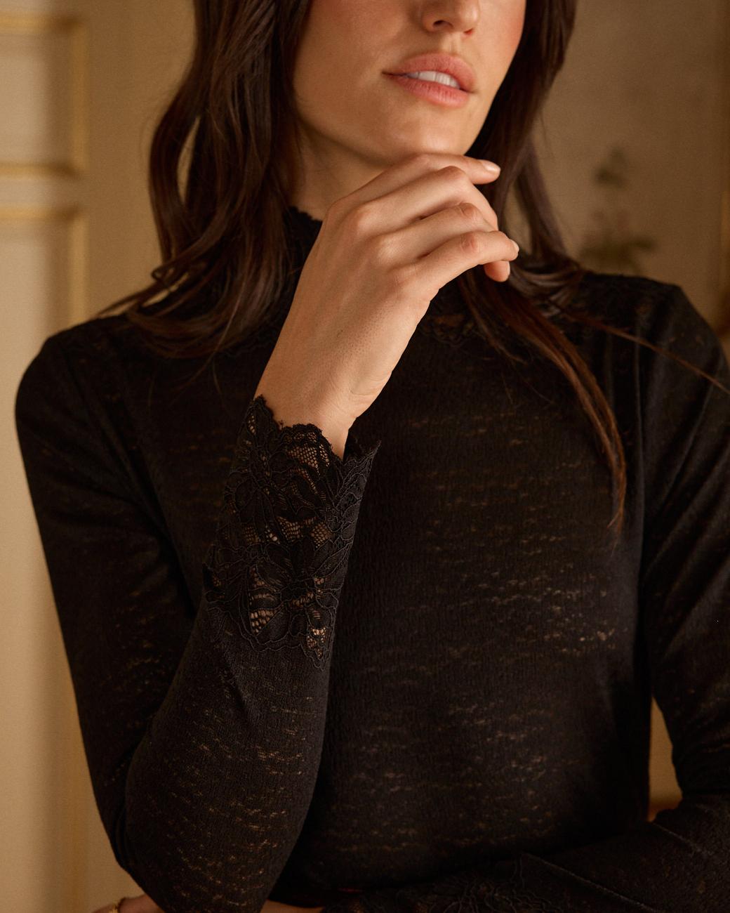 Top in pizzo Emilia
