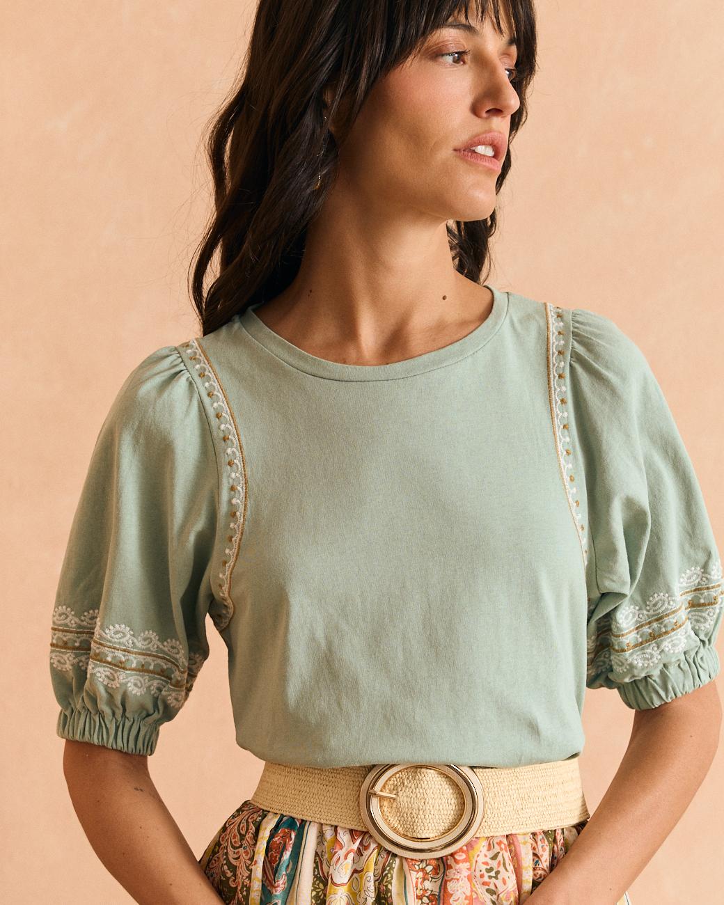 T-shirt con ricamo Carlota