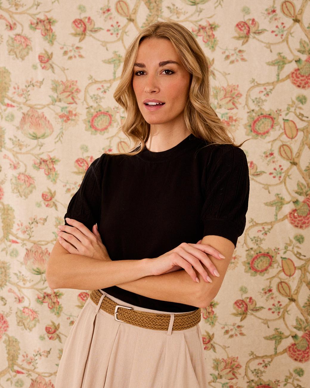 Top Nero Ruth