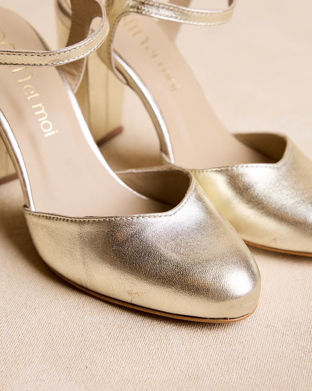 Scarpa con tacco Puline