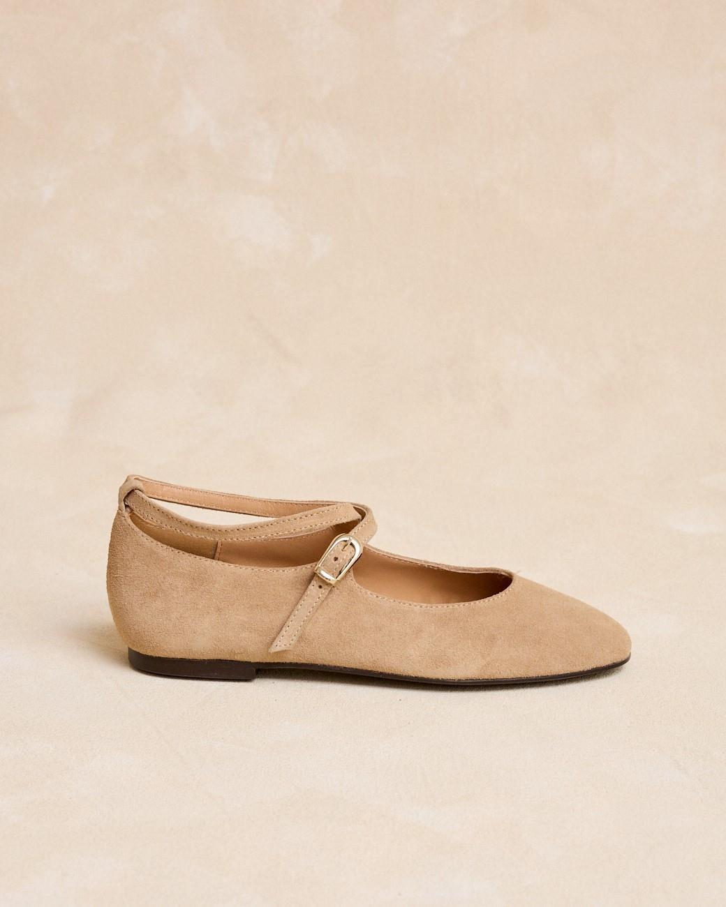 Ballerina con Fibbia Novina