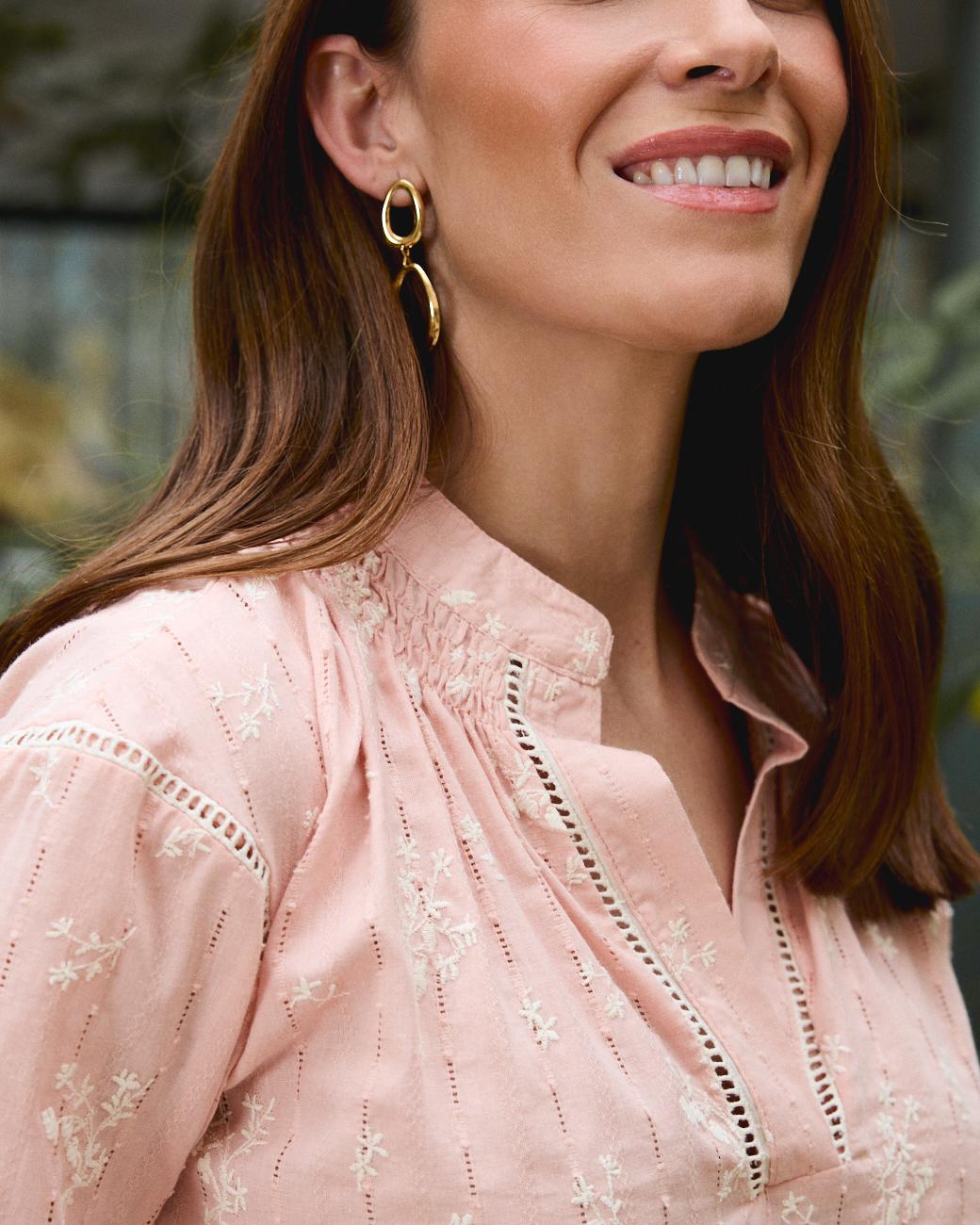 Camicia ricamata Leandra